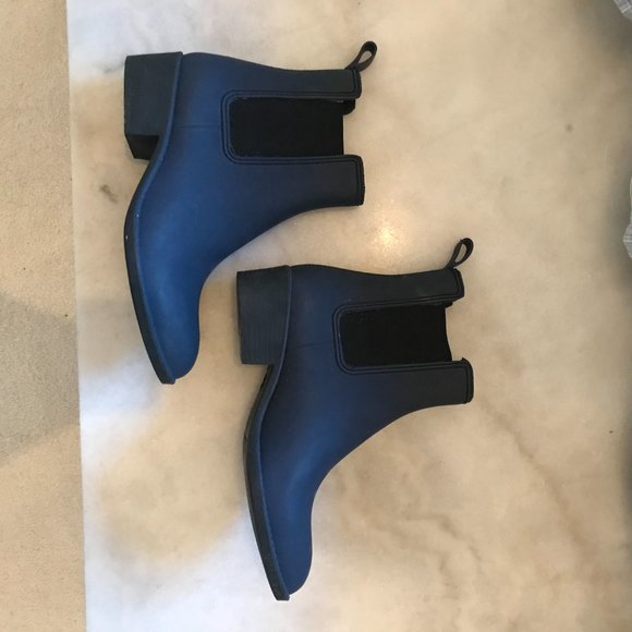 Jeffrey Campbell Womens Size 8 Blue Mist Matte Chelsea Rain  Jeffrey Campbell Chelsea Rain Boot in Blue Matte